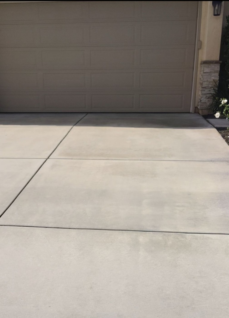 After Driveway Cleaning in Santa Clarita, CA